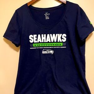 Seattle Seahawks Women’s Large Nike Shirt